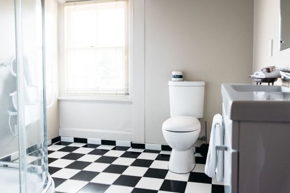 Room 2 - bathroom